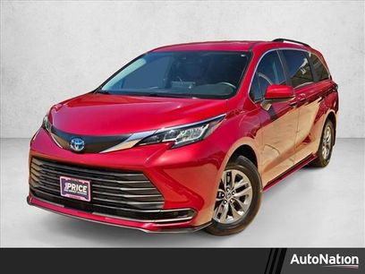 Used 2023 Toyota Sienna LE