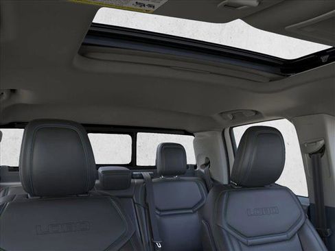 New 2026 Ford Maverick Lobo Premium AWD/4WD image 12
