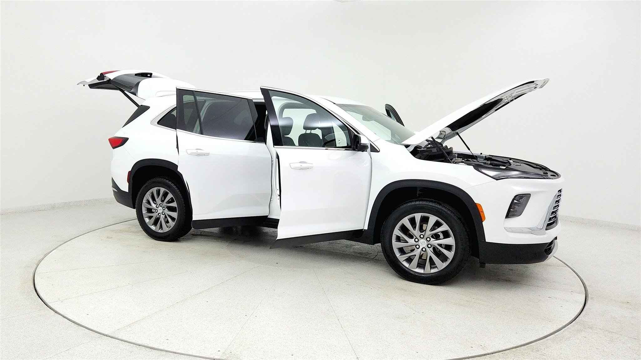 Used 2025 Buick Enclave Preferred FWD image 34