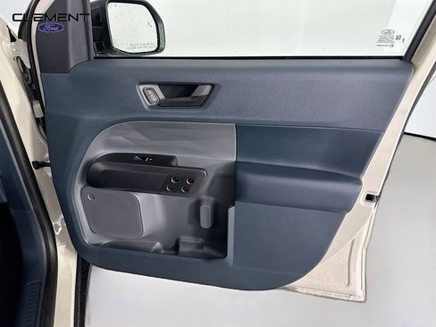 New 2025 Ford Maverick XLT w/ XLT Luxury Package image 31