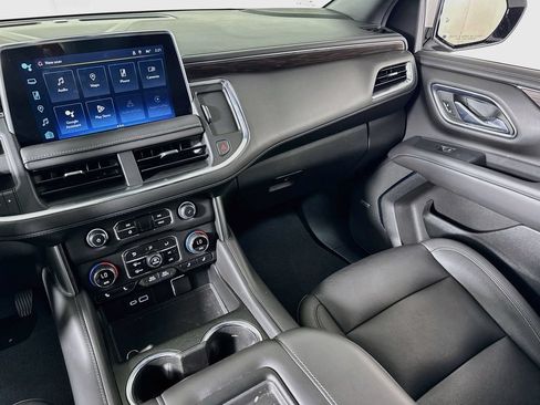 Used 2022 Chevrolet Tahoe LT w/ Luxury Package AWD/4WD image 24