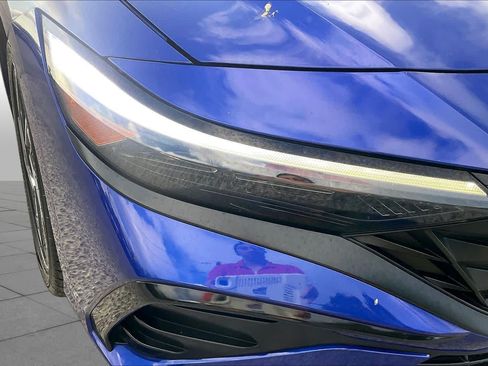 Used 2025 Hyundai Elantra SEL FWD image 28