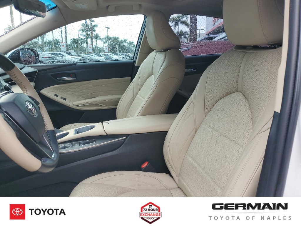 Used 2020 Toyota Avalon Limited FWD image 19