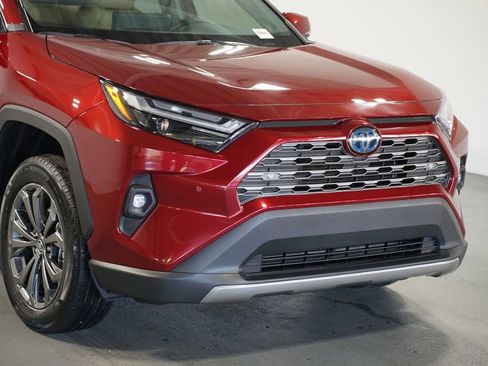 Used 2024 Toyota RAV4 Limited image 4