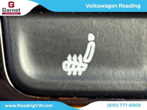 Certified 2023 Volkswagen Taos SE image 35