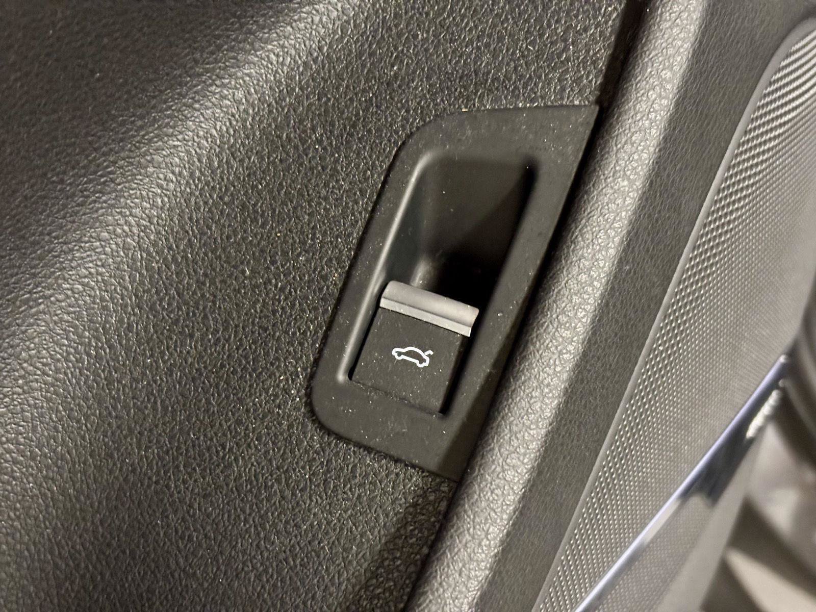Used 2019 Audi Q7 3.0T Premium Plus w/ Premium Plus Package AWD/4WD image 16