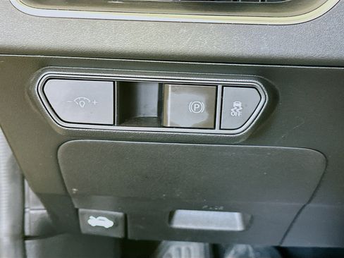 Used 2025 Kia K4 FWD image 17