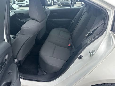 Used 2022 Toyota Corolla LE image 20