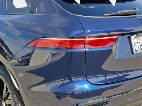 Used 2025 Jaguar F-PACE R-Dynamic S image 35