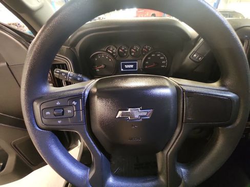 Used 2024 Chevrolet Silverado 1500 Custom Trail Boss AWD/4WD image 16
