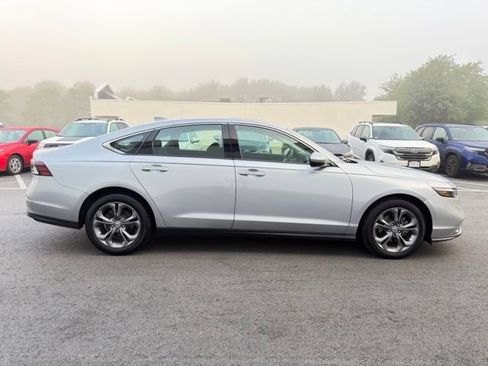 Used 2024 Honda Accord EX image 5