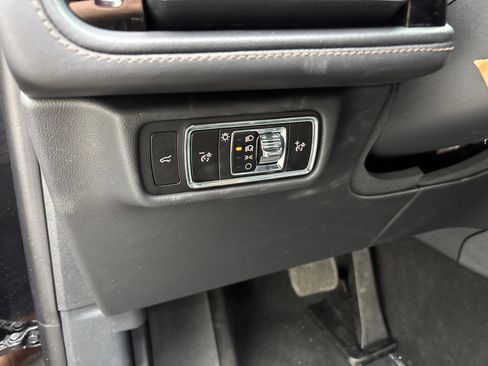 New 2026 Lincoln Aviator Reserve AWD/4WD image 14