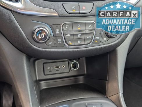 Certified 2024 Chevrolet Equinox LT AWD/4WD image 8