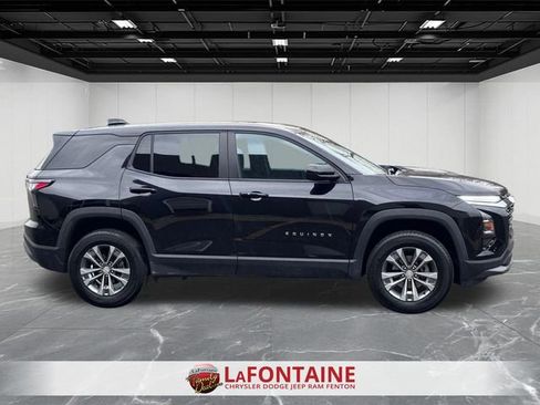 Used 2025 Chevrolet Equinox LT image 9