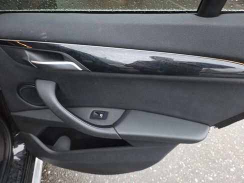 Used 2016 BMW X1 xDrive28i image 13