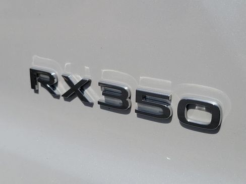Used 2024 Lexus RX 350 Premium Plus w/ Cold Area Package FWD image 28