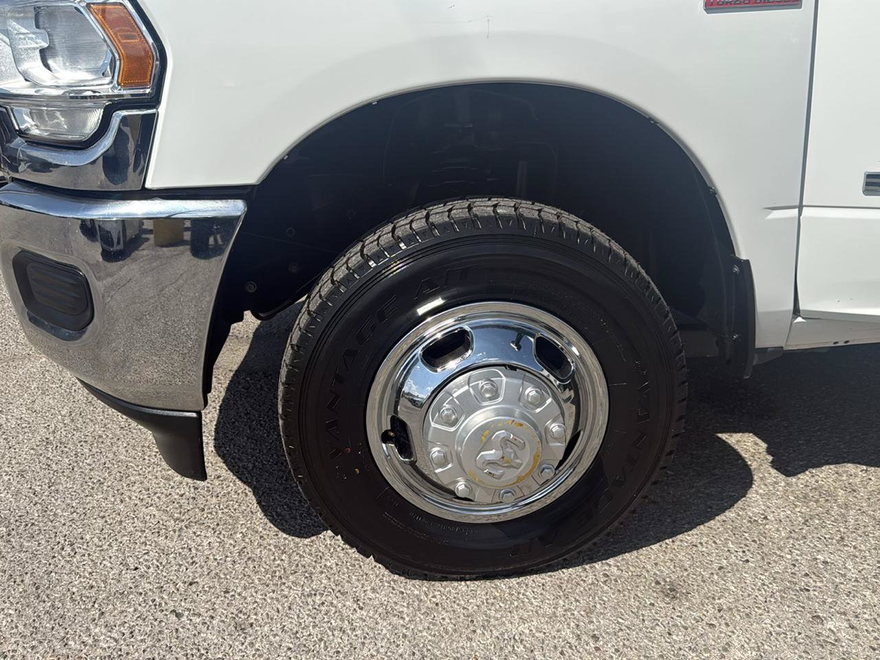 Used 2022 RAM 3500 Tradesman AWD/4WD image 23