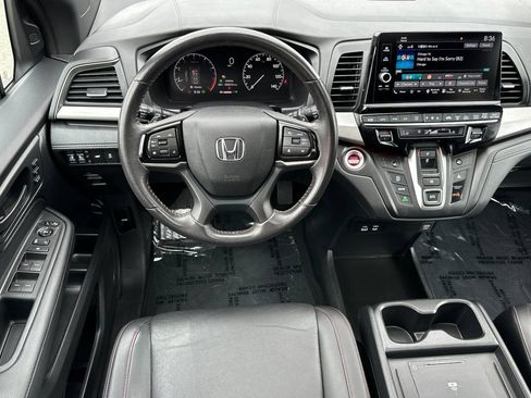 Used 2025 Honda Odyssey Sport-L image 14