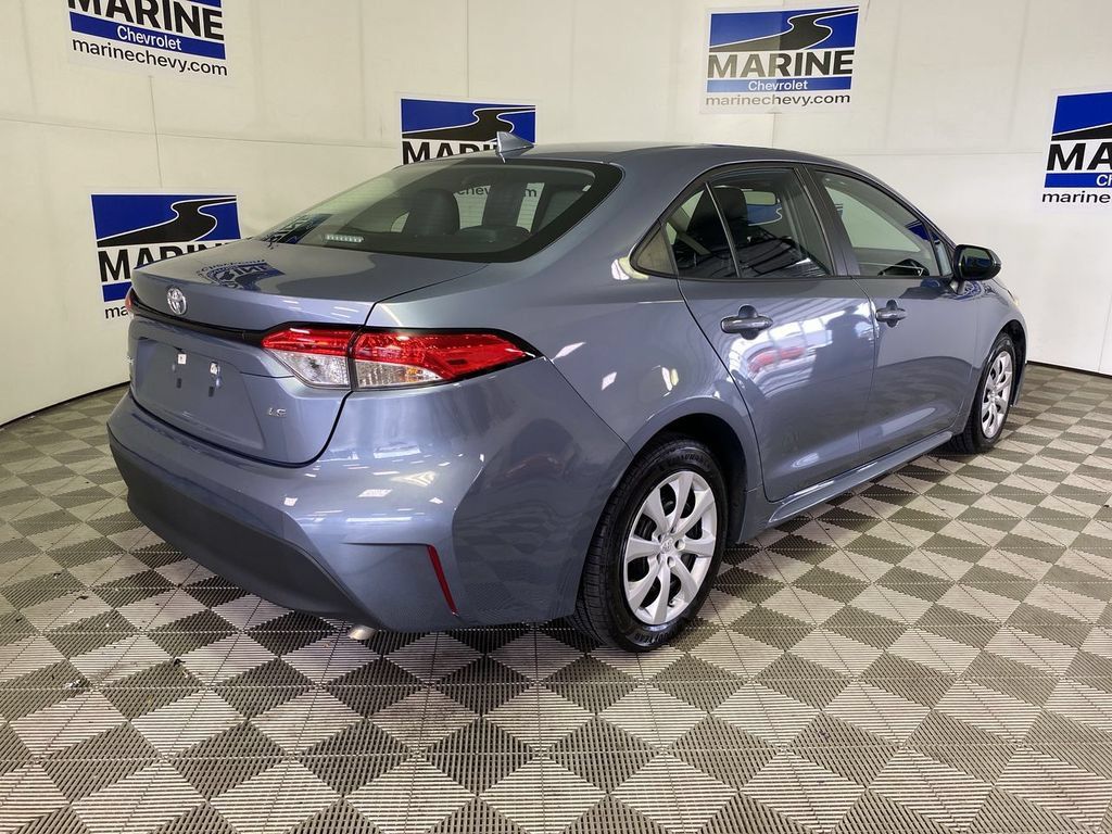 Used 2024 Toyota Corolla LE FWD image 13