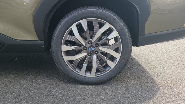 New 2026 Subaru Forester Touring AWD/4WD image 9