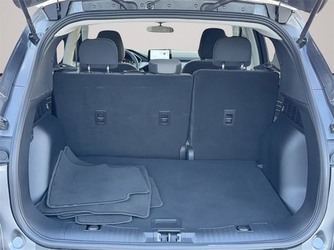 Used 2022 Ford Escape SE w/ Cold Weather Package image 18