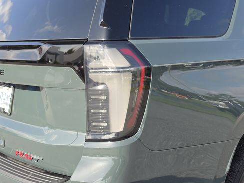 New 2026 Chevrolet Tahoe RST w/ Comfort Package AWD/4WD image 14