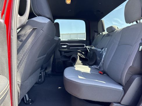 Used 2024 RAM 2500 Big Horn w/ Bed Utility Group AWD/4WD image 28