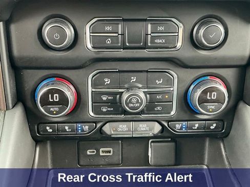 Used 2021 Chevrolet Tahoe High Country AWD/4WD image 37