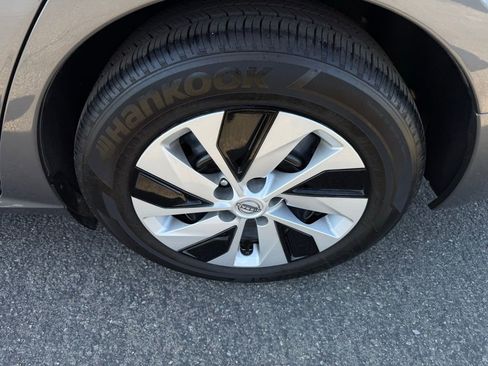 Certified 2025 Nissan Altima 2.5 S image 8