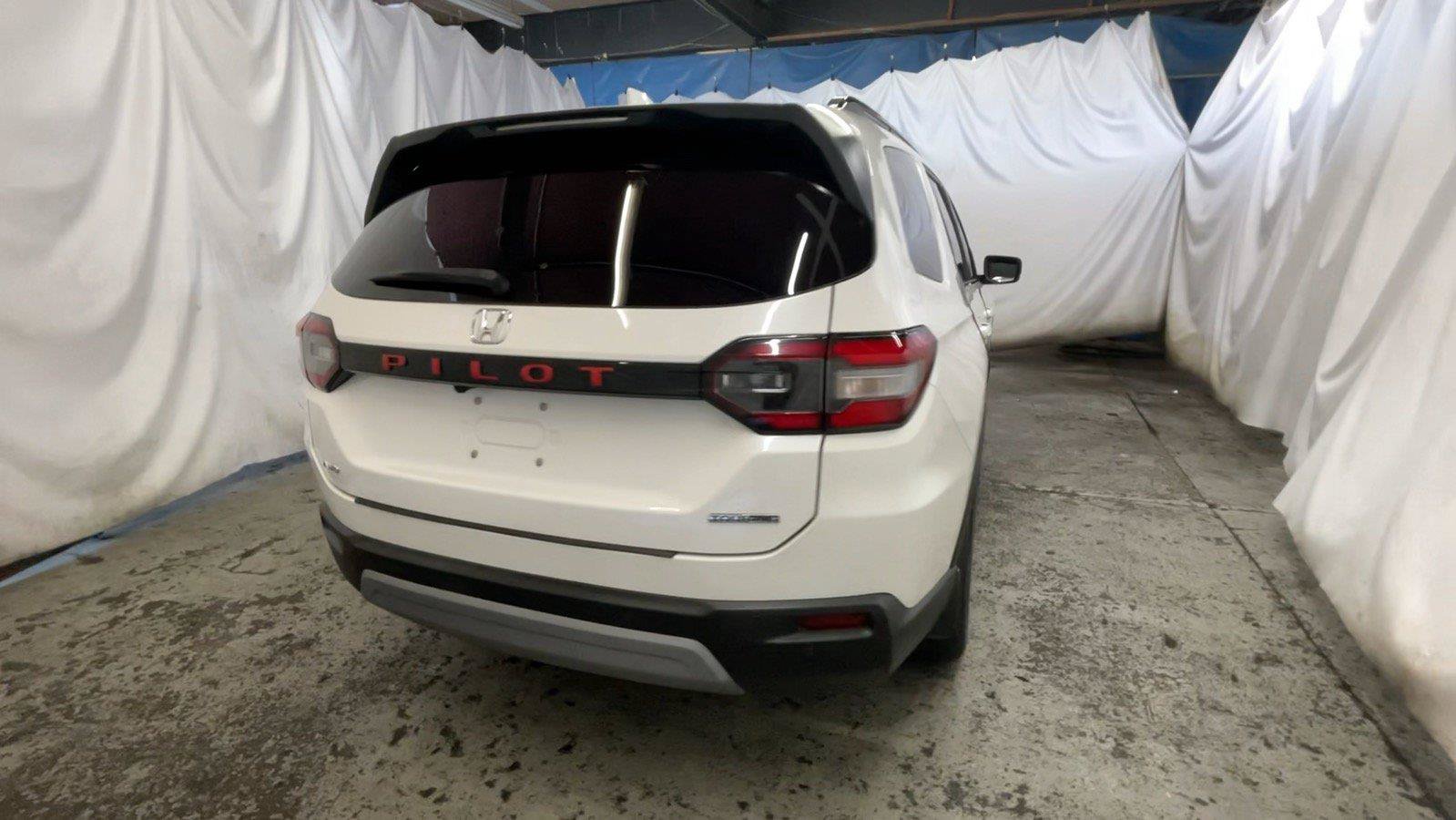 Certified 2024 Honda Pilot EX-L image 7