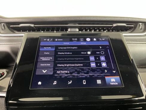 Used 2023 Jeep Grand Cherokee Altitude AWD/4WD image 29