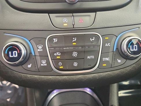 Used 2024 Chevrolet Malibu LT FWD image 19
