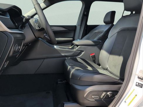 New 2025 Jeep Grand Cherokee L Altitude image 28