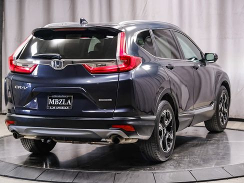 Used 2019 Honda CR-V Touring image 4