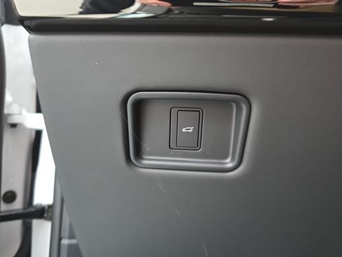 New 2026 Land Rover Range Rover Sport Dynamic SE image 26