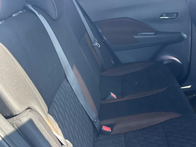 Used 2022 Nissan Kicks SR FWD image 22