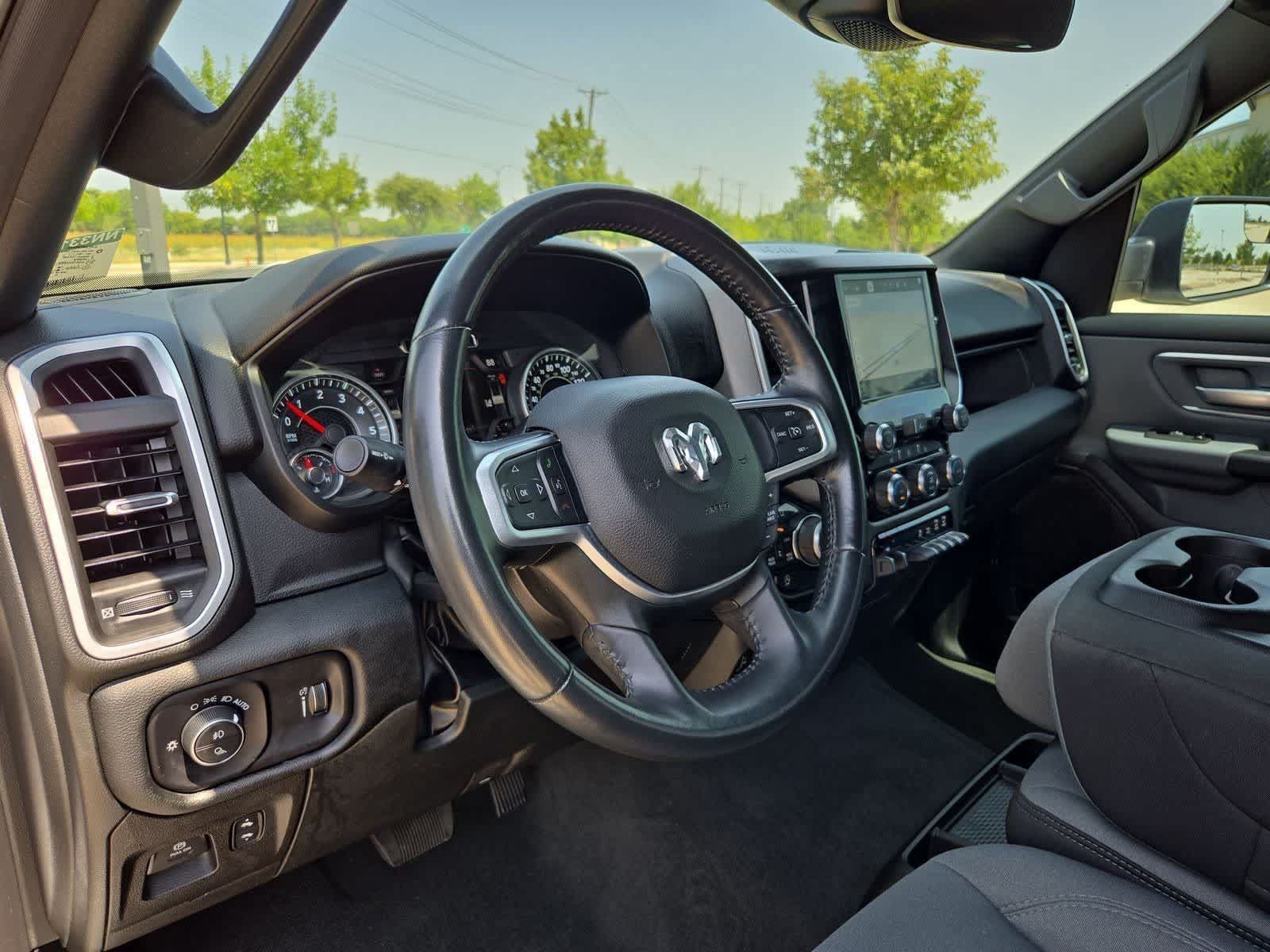 Used 2022 RAM 1500 Big Horn AWD/4WD image 2