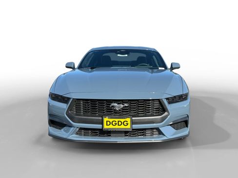 New 2025 Ford Mustang Coupe image 8