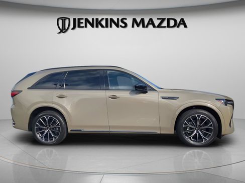 Certified 2025 MAZDA CX-70 3.3 Turbo S w/ Premium Package image 7