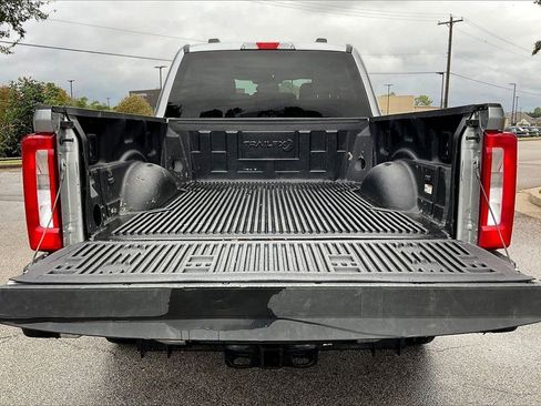 Used 2024 Ford F250 XLT image 13