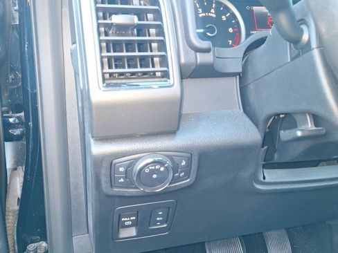 Used 2018 Ford F150 XLT w/ Equipment Group 302A Luxury image 9