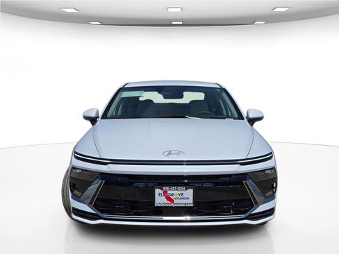 New 2025 Hyundai Sonata SE image 2