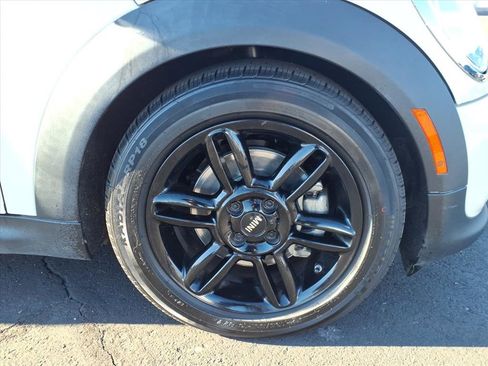 Used 2015 MINI Cooper Convertible image 9