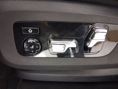 New 2026 BMW X7 xDrive40i image 13