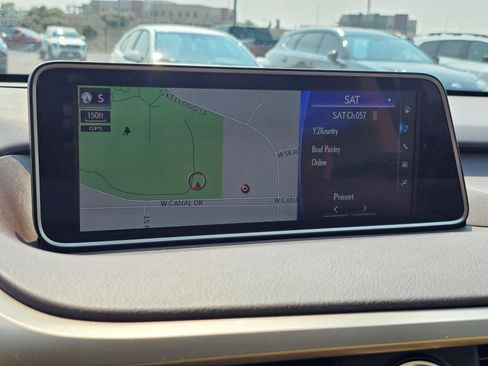 Used 2018 Lexus RX 450hL Premium w/ Premium Package AWD/4WD image 25