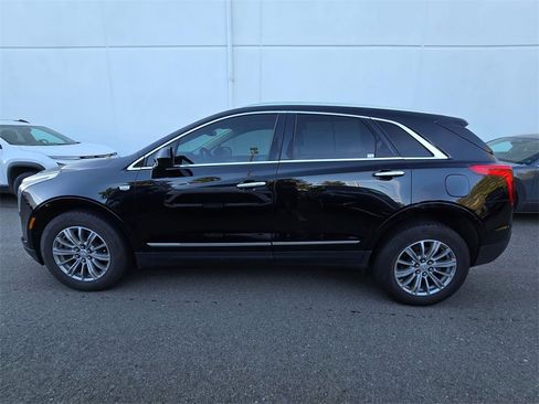 Used 2018 Cadillac XT5 Luxury w/ Driver Awareness Package image 2