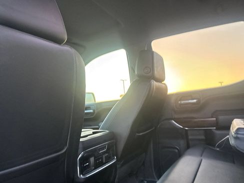 Used 2019 GMC Sierra 1500 SLT RWD image 34