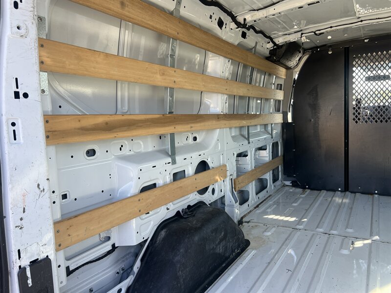 Used 2018 Ford Transit 250 130 Low Roof w/ Exterior Upgrade Package RWD image 11