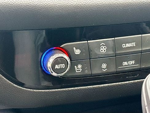 Used 2019 Buick Enclave Premium w/ Experience Buick Package image 21