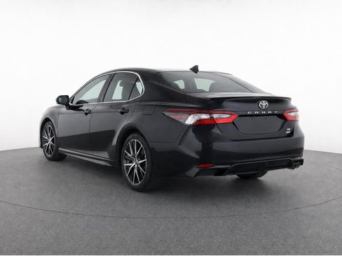 Used 2024 Toyota Camry SE w/ Cold Weather Package AWD/4WD image 7